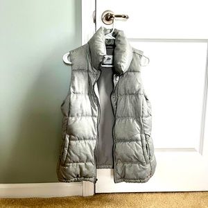 Old Navy Puffer Vest